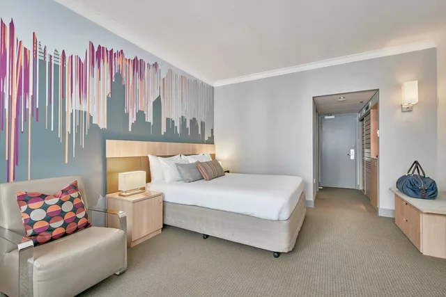 غرفة سوبيريور بسرير كينج وسرير كوين، Mercure Perth 6/10
