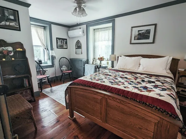 Classic, Queen Bed, Osceola Mill House B&B 1/1