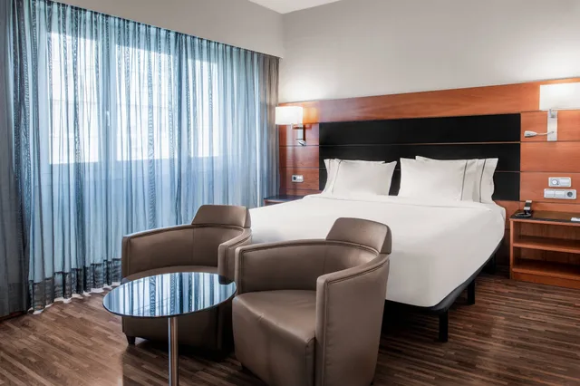 Plus, Standard, King Bed, AC Hotel Carlton Madrid by Marriott 1/11