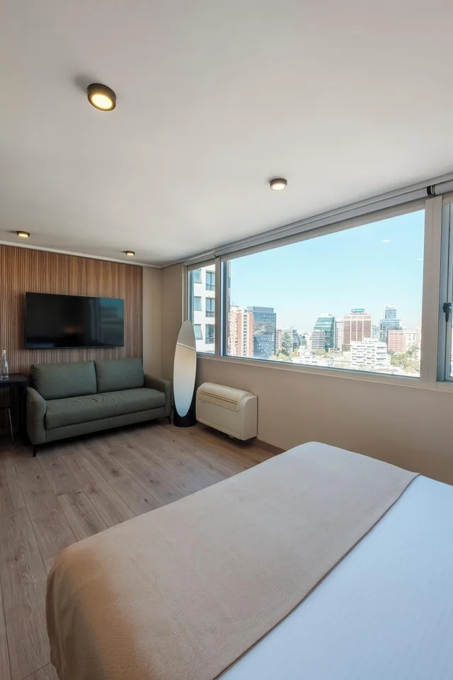 غرفة تنفيذية ثلاثية، Terrado Lyon 2/3