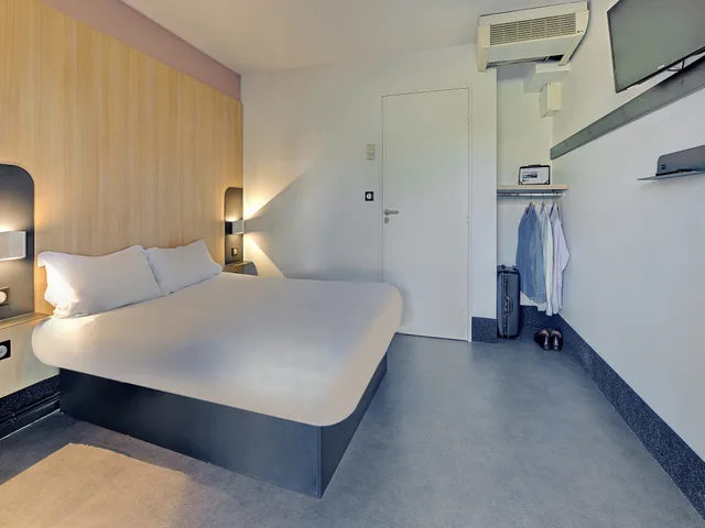 غرفة قياسية بسرير مزدوج، B&B Hotel Le Mans Nord 2 3/4