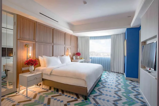 غرفة بريميير ديلوكس بسرير كينج، Java Paragon Hotel And Residences 2/3