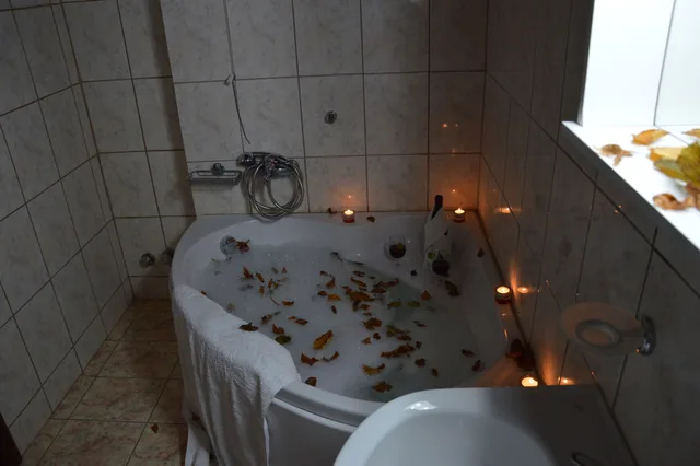 جناح جونيور بسرير كوين بإطلالة على البحر، Hani Zisi Hotel 5/5