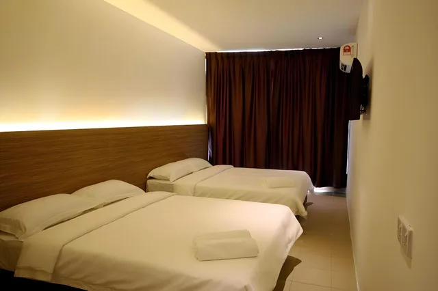 غرفة قياسية بسرير كوين، Place2stay - Kenyalang 1/2