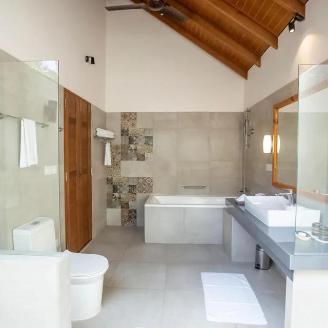 Deluxe Beach Pool Villa - Transfer excluded، Reethi Faru Resort 2/4