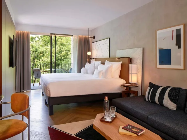 Artist, Executive, Queen Bed, Balcony، L Esquisse Hotel & Spa Colmar - MGallery Collection 10/10