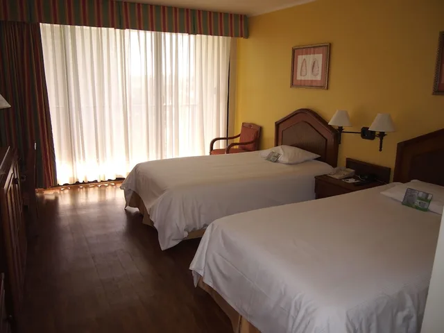 Room, Twin Beds, City View, Beach Tower، Guam Reef Olive Spa Resort 6/7