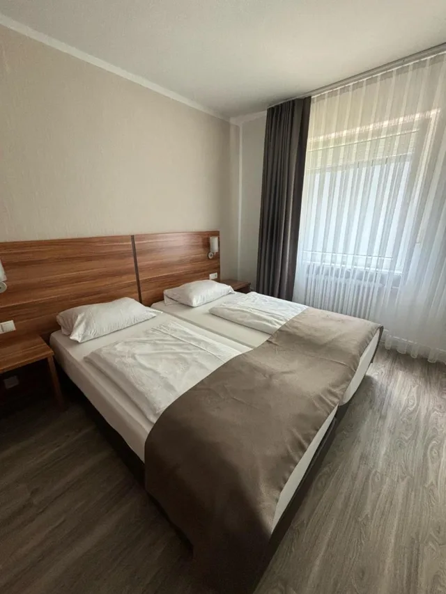 غرفة ثلاثية بسرير كينج بإطلالة، Hotel Schlangenbader Hof 3/7