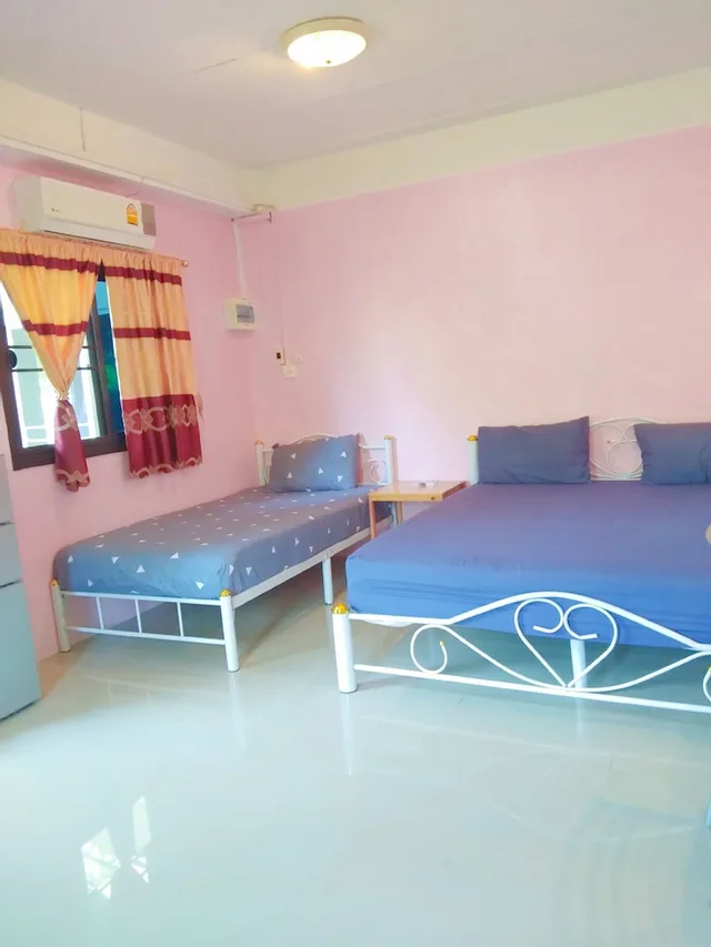 غرفة عائلية بسريرين مزدوجين، Chomlay Restaurant & Room For Rent 6/6