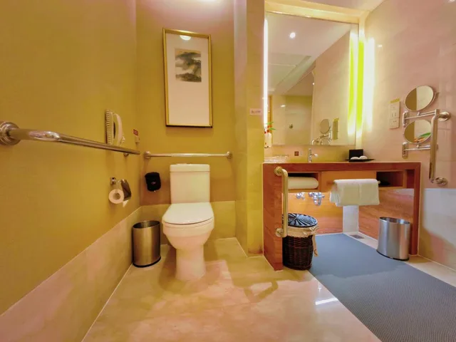 غرفة قياسية بسرير كينج لذوي الإعاقة، CROWNE PLAZA YICHANG 5/5