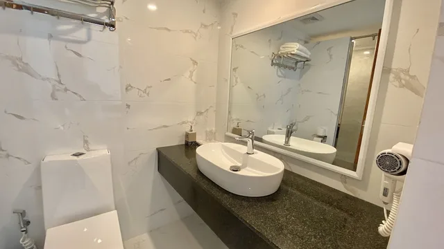 Deluxe, King Bed, City View, Balcony, Kaani Palm Beach 3/5