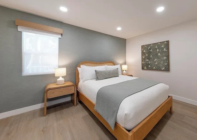 2 Bedrooms, Cove, Suite, 2 Queen Beds, Stair Access Only, Sofa، La Jolla Cove Suites 3/6
