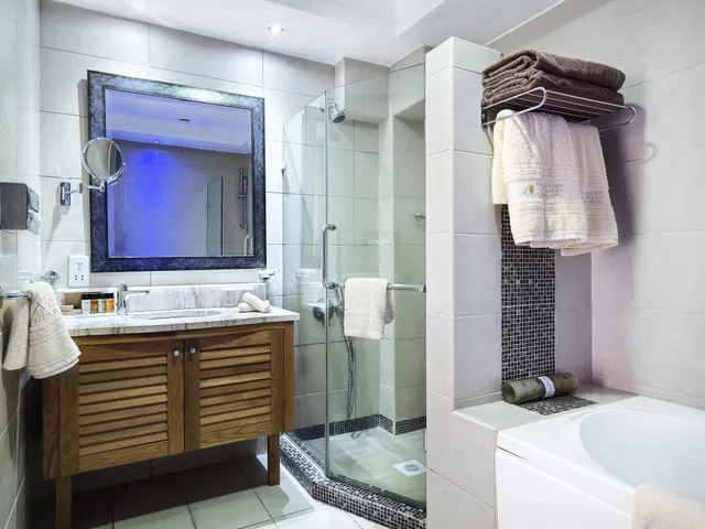 Superior, Cabin, Double Bed, Garden Area، Alexander the Great Beach Hotel 4/4