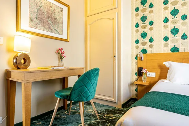 غرفة قياسية بمطبخ صغير، Hotel Romance Malesherbes By Patrick Hayat Formerly Romance Malesherbes 2/10