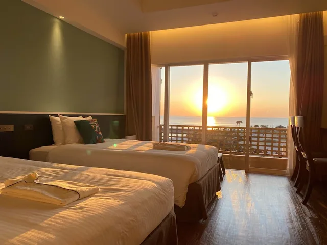 غرفة قياسية بسريرين منفصلين بإطلالة على البحر، Sunset Beach Hotel 3/6