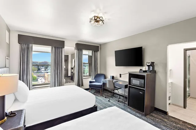 غرفة قياسية بسريرين كوين، Tygart Hotel, Ascend Hotel Collection Elkins WV 2/10