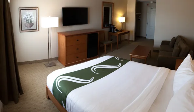 غرفة قياسية بسرير كوين، Amsterdam Inn & Suites Fredericton, an Ascend Collection Hotel 5/7