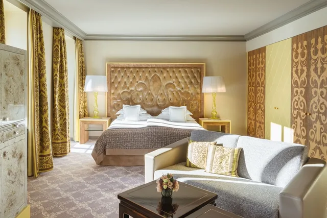 جناح جونيور بسرير كينج بإطلالة على البحيرة، Carlton Hotel St Moritz 3/8