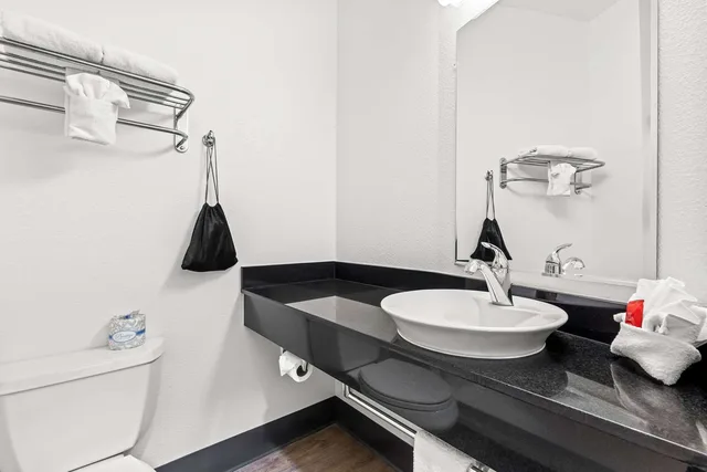 جناح بسرير كوين مع أريكة بمطبخ، SureStay by Best Western Livingston Merced County 4/5