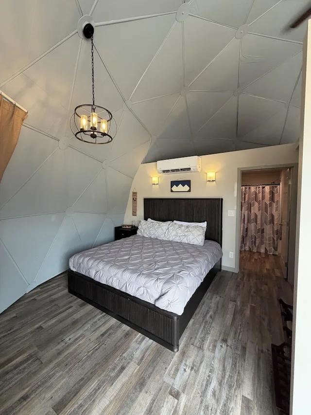 Luxury, King Bed, Sofa, Dome 16، Bryce Glamp And Camp 1/2