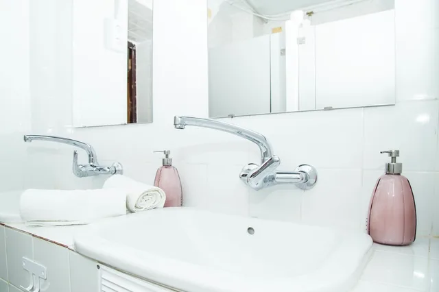 سكن مشترك مختلط بثمانية أسرّة بحمام مشترك، Hostel One Catedral 1/1