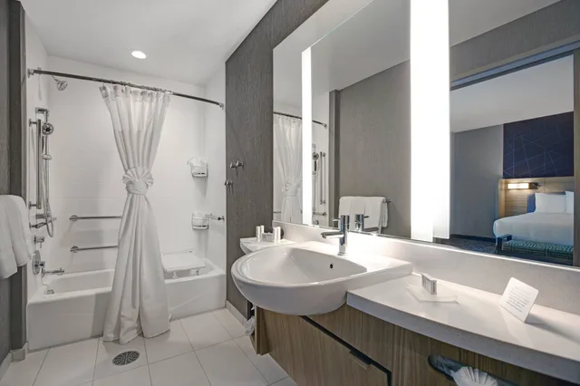 استوديو بسريرين كوين لذوي الإعاقة، SpringHill Suites by Marriott Franklin Cool Springs 5/5