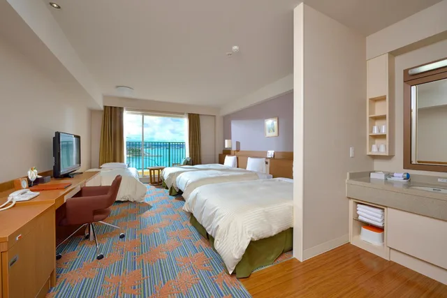 غرفة قياسية رباعية بإطلالة على البحر، Vessel Hotel Campana Okinawa 2/4