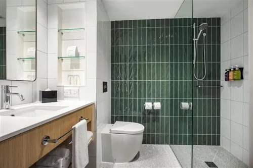 غرفة بسرير كوين، Holiday Inn Dandenong an IHG Hotel 1/1