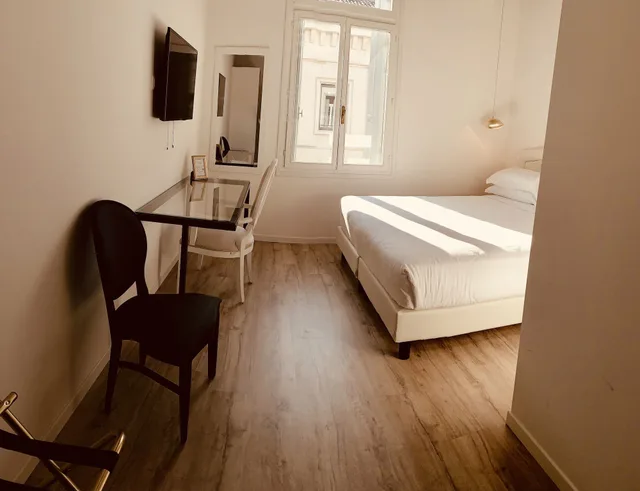 غرفة ملكية بسرير كوين بإطلالة على المدينة، Palazzo Otello 1847 Wellness Spa 2/5