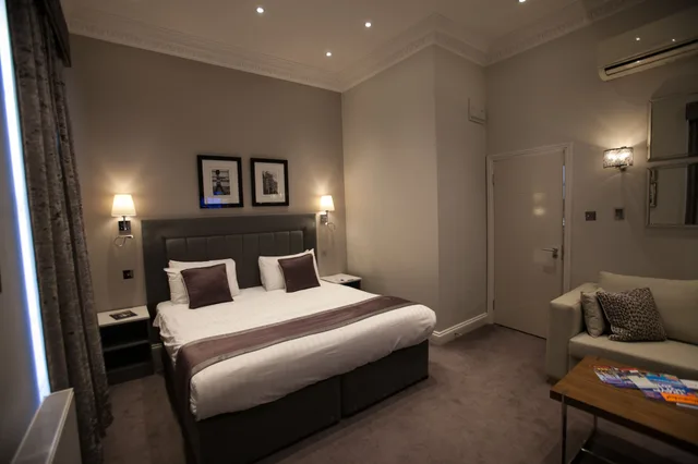 جناح بسرير كوين بمطبخ في الملحق، Best Western Victoria Palace 3/6