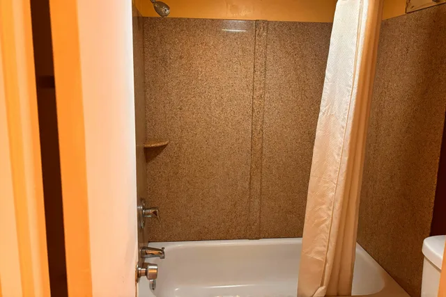 غرفة بسرير فردي للمدخنين، Sunrise Inn By OYO Newport News US-60 5/5