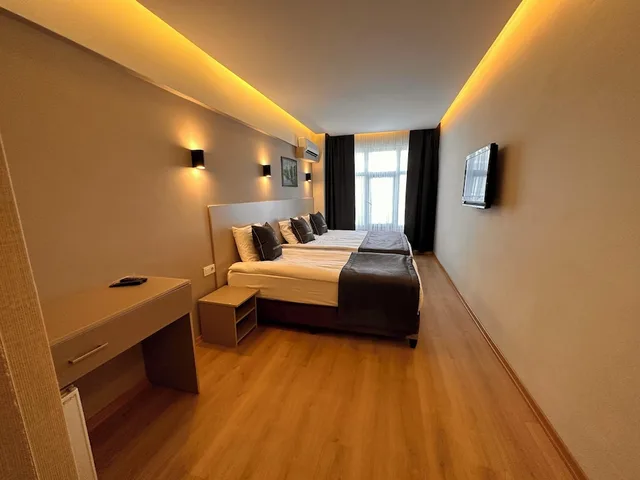 غرفة ثلاثية بثلاثة أسرّة، Harran Hotel 2/3