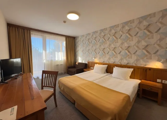 غرفة بسريرين منفصلين، Mura Hotel 3/8
