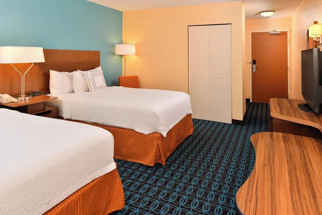 غرفة قياسية بسريرين مزدوجين لذوي الإعاقة، Fairfield Inn Suites By Marriott Cleveland Avon 2/2
