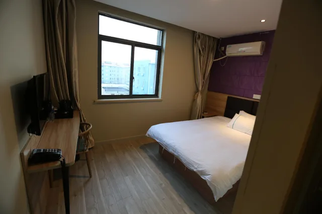 غرفة قياسية بسرير فردي وسرير كوين، Shanghai Xiannuo Luxury Hotel 2/2