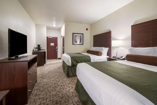 غرفة بسريرين كوين، Cobblestone Hotel and Suites Victor 4/5