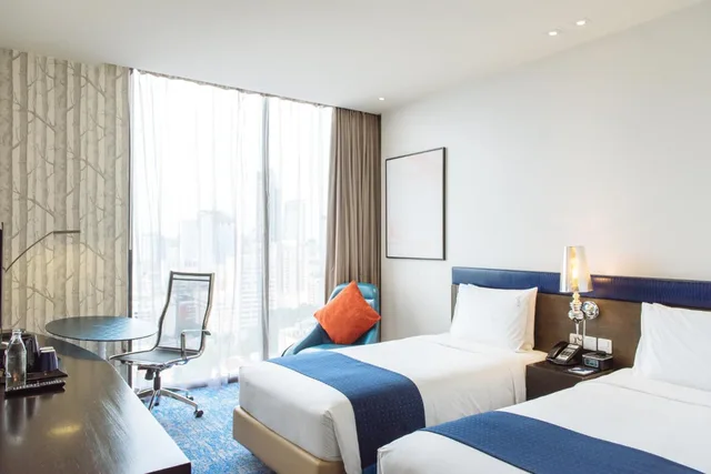 غرفة بسريرين منفصلين للمدخنين، Holiday Inn Express Bangkok Siam 2/6
