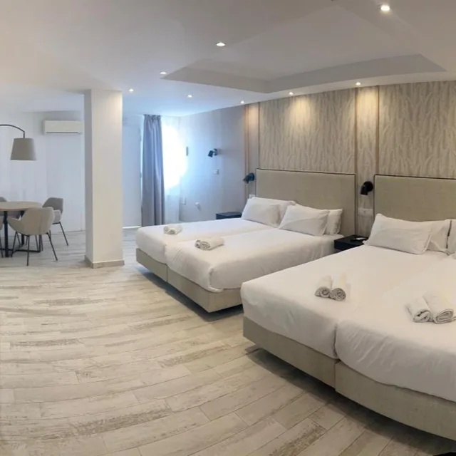 غرفة سوبيريور عائلية، Hotel Zen Airport 1/9