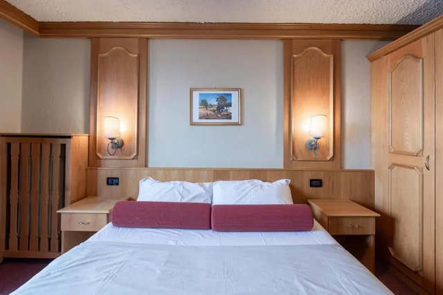 غرفة كلاسيكية بسرير مزدوج أو سريرين منفصلين، Hotel Intermonti 2/10