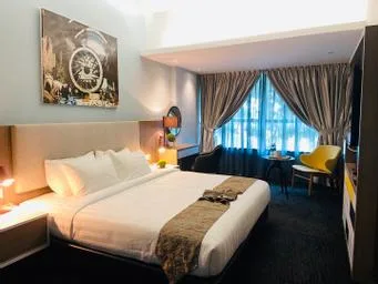 غرفة سوبيريور بسريرين كوين، Fives Hotel DNP 2/2