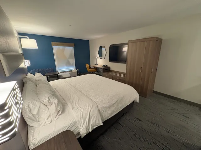 غرفة قياسية بسرير كوين، Holiday Inn Express Hotel And Suites Lafayette 3/10