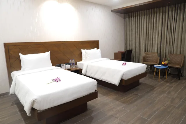 غرفة قياسية بسريرين منفصلين بدون إطلالة، Devka Beach Resort 2/2