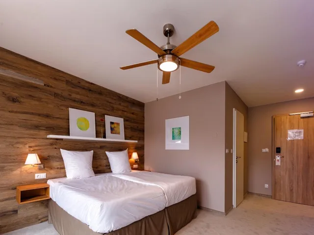 غرفة سوبيريور بسرير كوين، Cihelny Golf & Wellness Resort 2/7