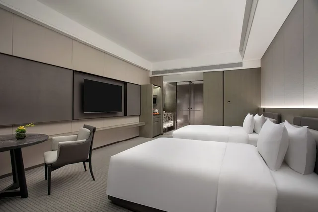 Deluxe, Twin Beds, Wyndham Grand Chengdu East 4/4