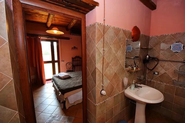 1 Bedroom, Standard, Triple, 1 Single and 2 Double Beds, Garden View، B&B Giucalem - La Casa Negli Orti 8/10