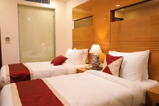 غرفة ديلوكس بسرير كينج، Hotel La New Delhi 5/8