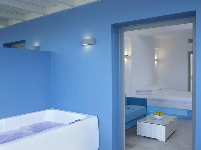 غرفة كومفورت بإطلالة على المسبح بجاكوزي، Aurora Luxury Hotel & Spa 3/4