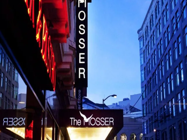 غرفة بسريرين منفصلين، Mosser 1/1