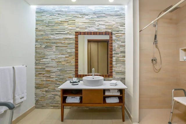 غرفة ديلوكس بسريرين كوين بإطلالة، The Westin Playa Bonita Panama 5/9