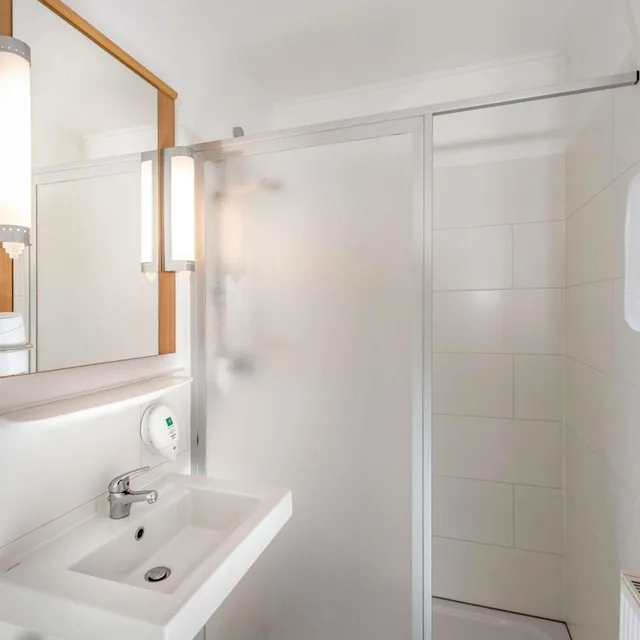 غرفة بسريرين منفصلين، Ibis Hotel Eisenach 10/10